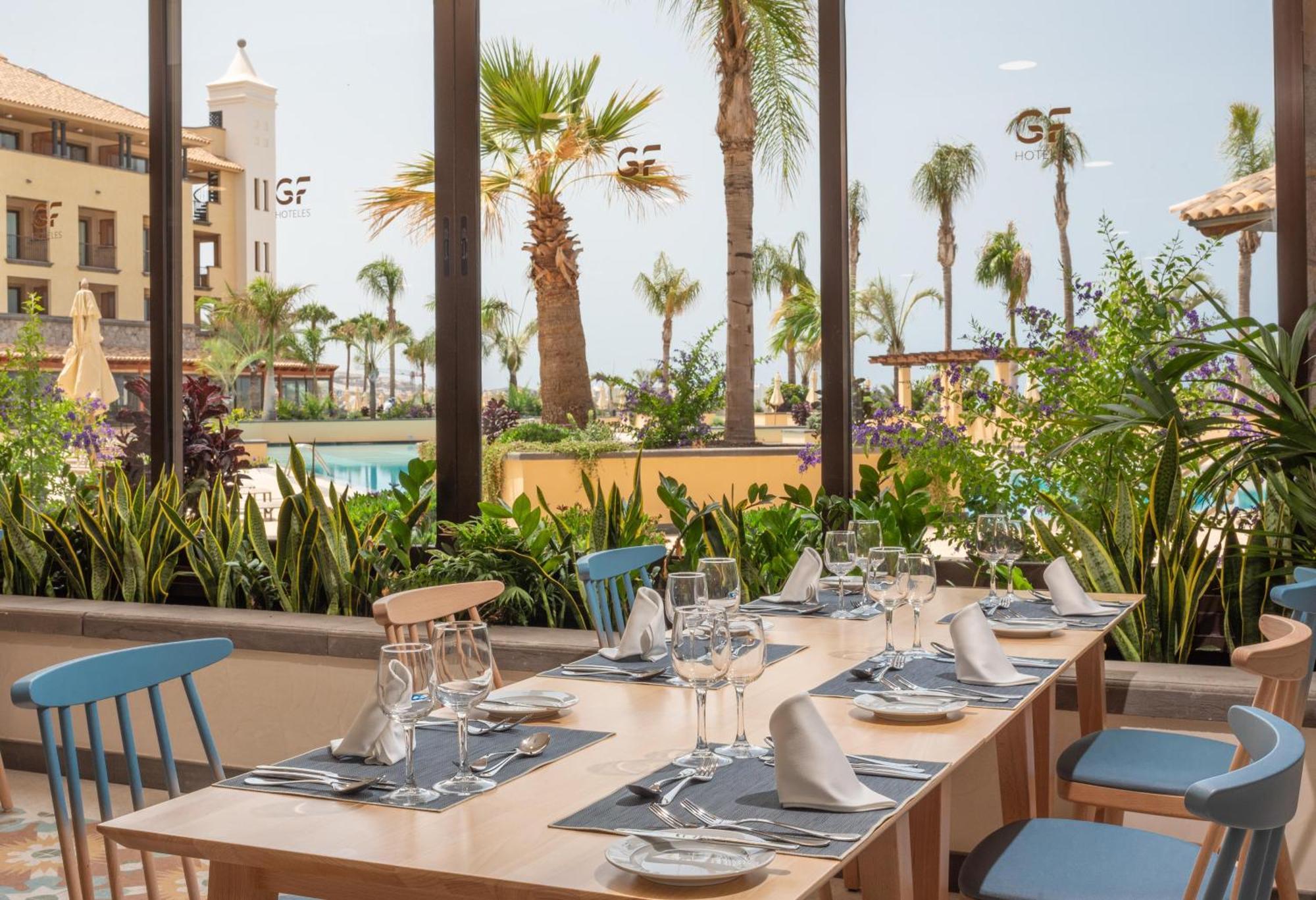 מלון Gf Gran Costa Adeje***** מראה חיצוני תמונה